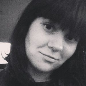 Meet your Posher, Carrie